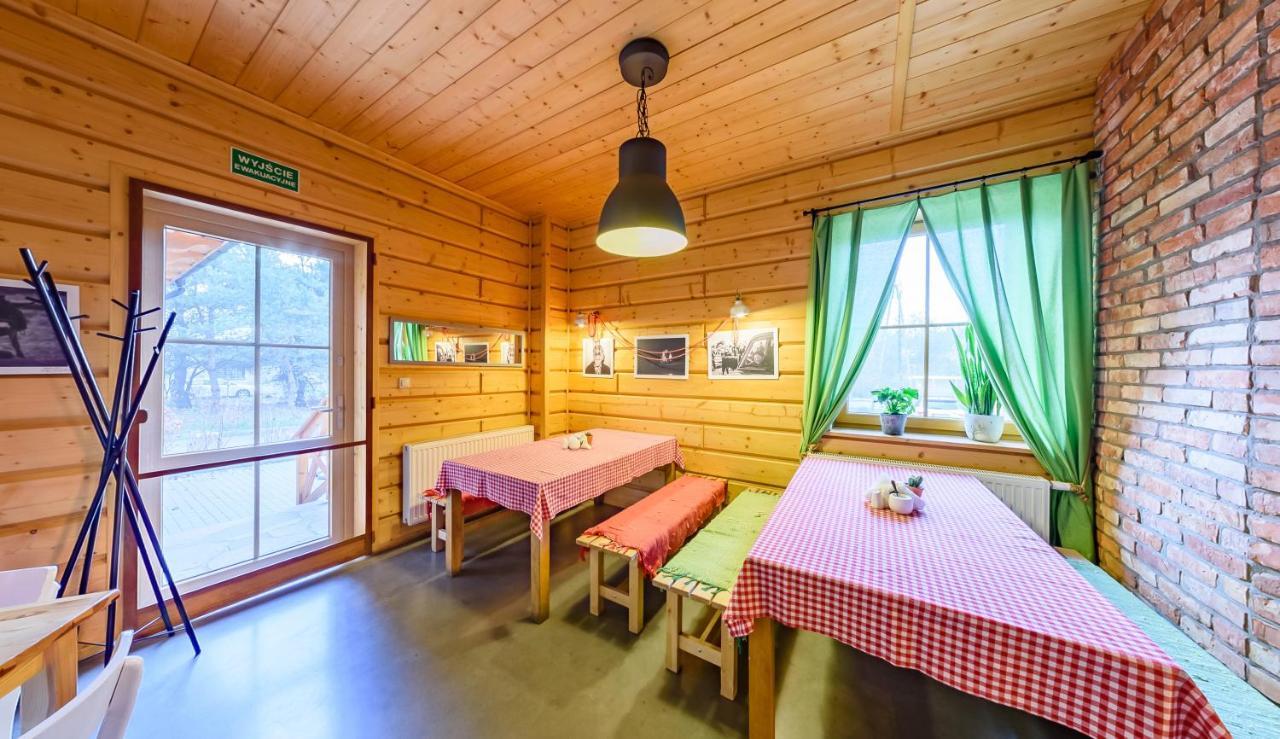 Hotel Czerwone Korale Cielimowo Exterior photo